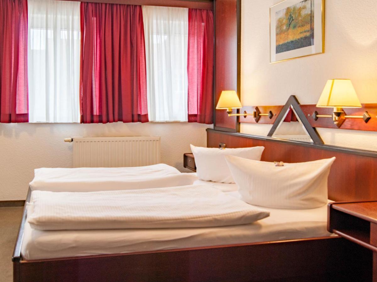 Hotel Am Rossplan à Altenburg Extérieur photo