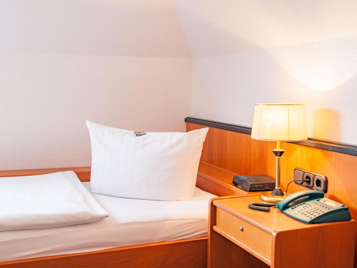 Hotel Am Rossplan à Altenburg Extérieur photo