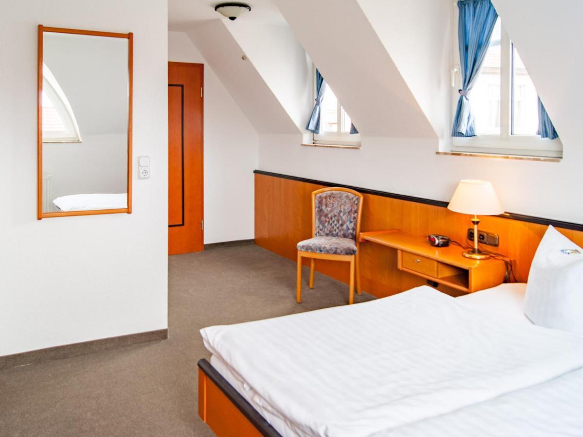 Hotel Am Rossplan à Altenburg Extérieur photo